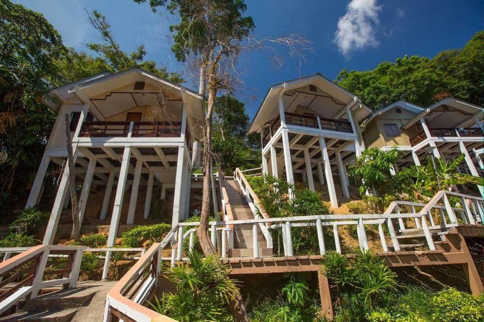 Coral View Island Resort Kampong Pasir Hantu Exterior foto